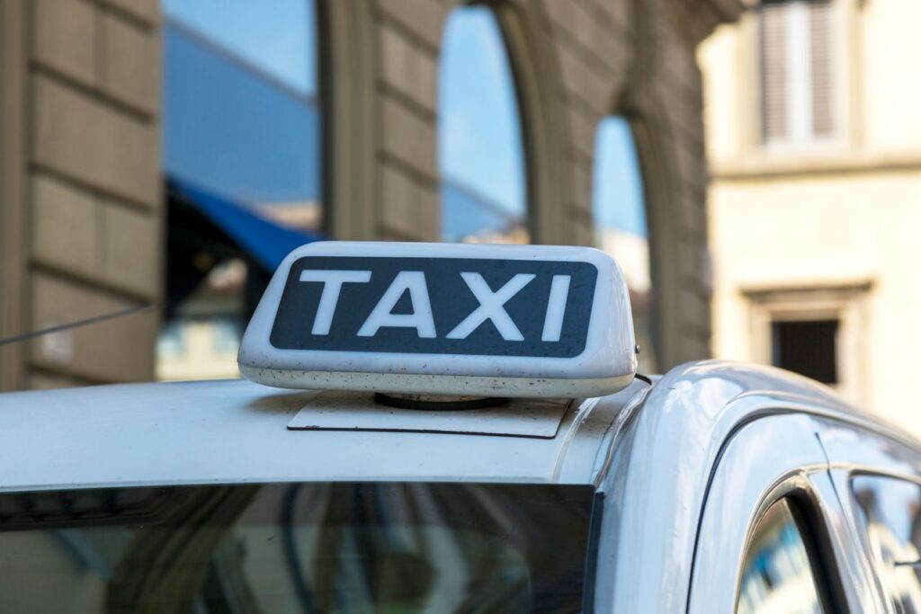 Waarom moderne taxibedrijven steeds meer leunen op slimme systeemintegratie Waarom moderne taxibedrijven steeds meer leunen op slimme systeemintegratie